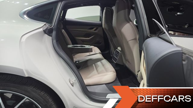 Porsche TAYCAN 4S купить на сайте DeffCars