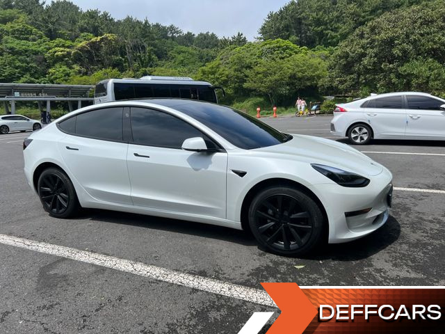 Tesla MODEL 3 Long Range AWD купить на сайте DeffCars