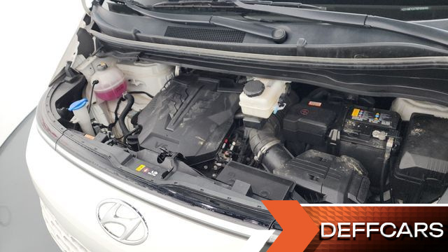 Hyundai STARIA L3.5 Cargo 5-Seater Modern купить на сайте DeffCars