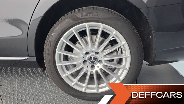 Mercedes E-CLASS E250 Exclusive купить на сайте DeffCars
