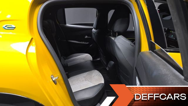 Peugeot 208 GT Line купить на сайте DeffCars
