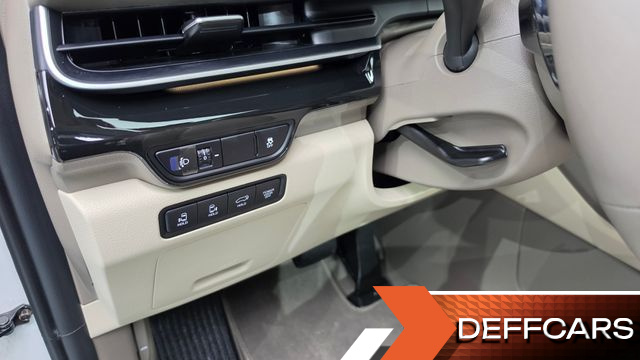 Kia CARNIVAL Gasoline 9 Seater X Line купить на сайте DeffCars