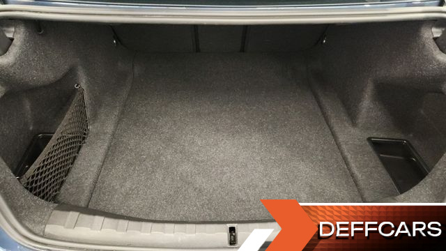 BMW 3-SERIES 320i купить на сайте DeffCars