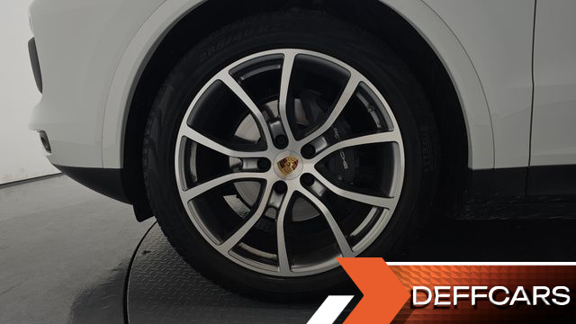 Porsche CAYENNE 3.0 PLATINUM EDITION купить на сайте DeffCars