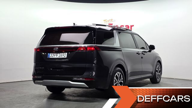 Kia CARNIVAL 9-Seater Prestige купить на сайте DeffCars