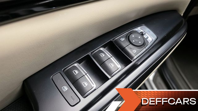 Kia CARNIVAL 9-Seater Prestige купить на сайте DeffCars
