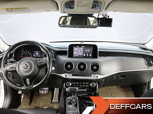 Kia STINGER 2.0 Turbo AWD Prime купить на сайте DeffCars