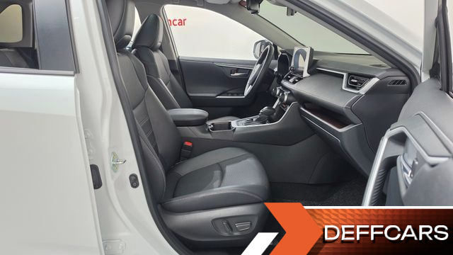 Toyota RAV4 2,5 4WD Hybrid LTD купить на сайте DeffCars
