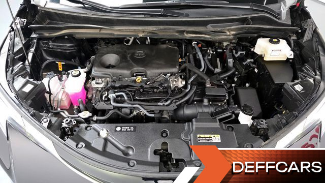 Toyota SIENNA 2.5 Hybrid 2WD купить на сайте DeffCars