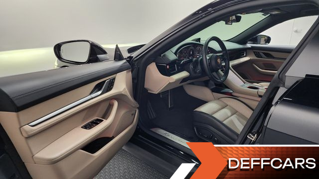 Porsche TAYCAN 4S купить на сайте DeffCars