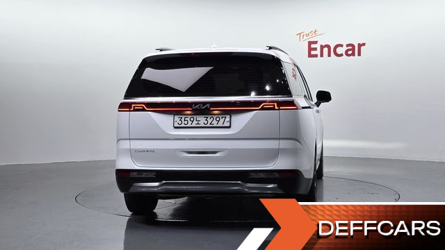 Kia CARNIVAL 9-Seater Noblesse купить на сайте DeffCars