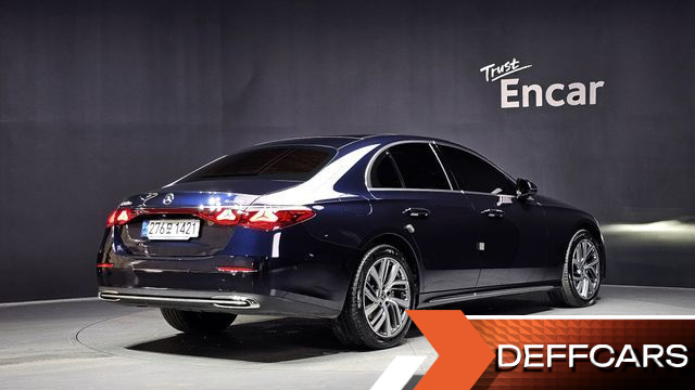 Mercedes E-CLASS E220d 4MATIC Exclusive купить на сайте DeffCars