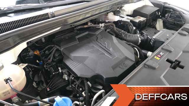Kia CARNIVAL Gasoline 9-Seater Signature купить на сайте DeffCars