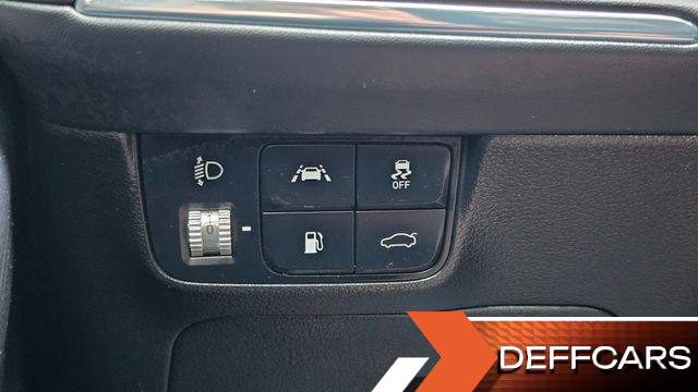 Hyundai GRANDEUR 2.5 Le Blanc купить на сайте DeffCars