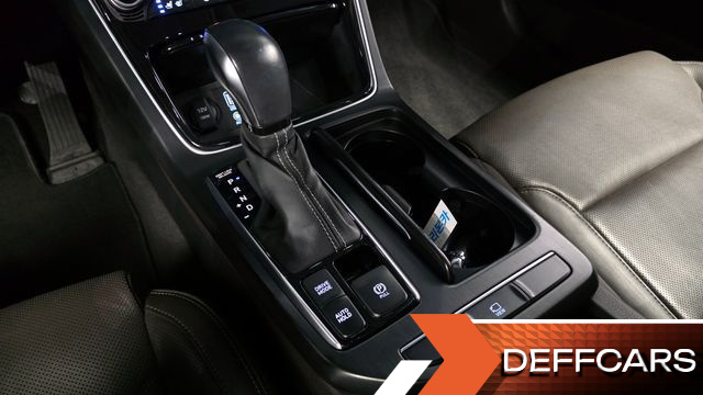 Hyundai GRANDEUR Premium купить на сайте DeffCars