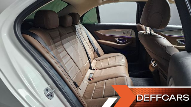 Mercedes E-CLASS E300 AMG Line купить на сайте DeffCars