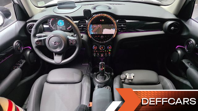 Mini COOPER 5Door Classic Third Generation купить на сайте DeffCars