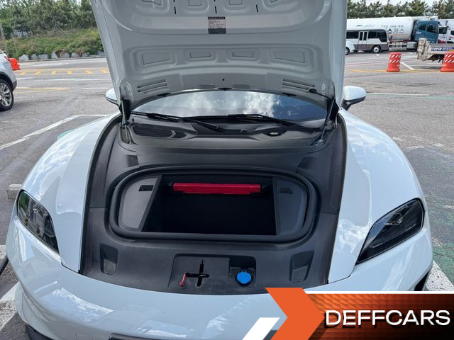 Porsche TAYCAN Base купить на сайте DeffCars
