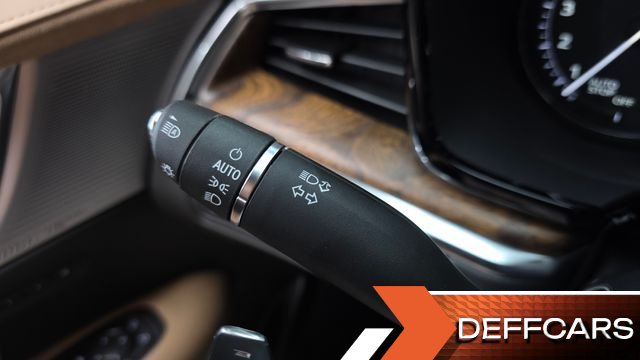 Cadillac XT5 3.6 Sport AWD купить на сайте DeffCars