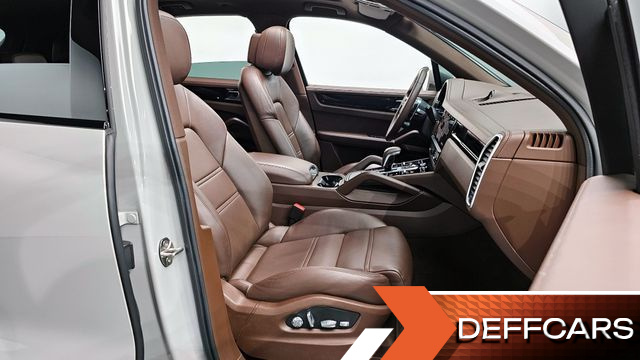 Porsche CAYENNE 3.0 купить на сайте DeffCars