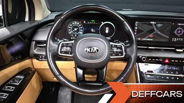 Kia CARNIVAL 7-Seater Signature купить на сайте DeffCars