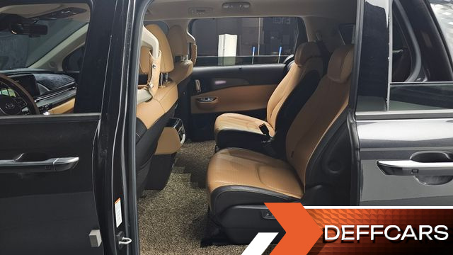 Kia CARNIVAL 9-Seater Signature купить на сайте DeffCars