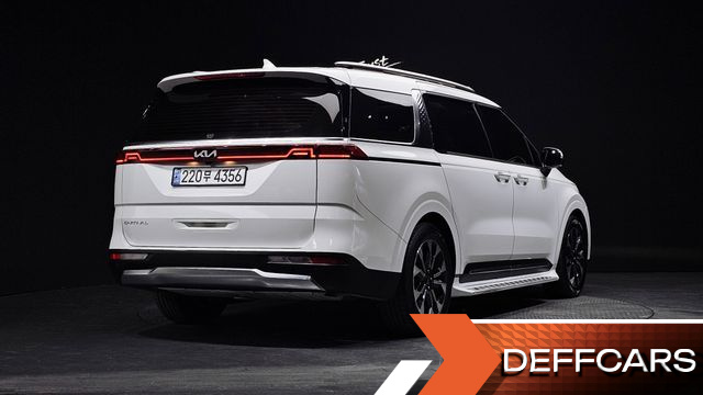 Kia CARNIVAL 9-Seater Signature купить на сайте DeffCars