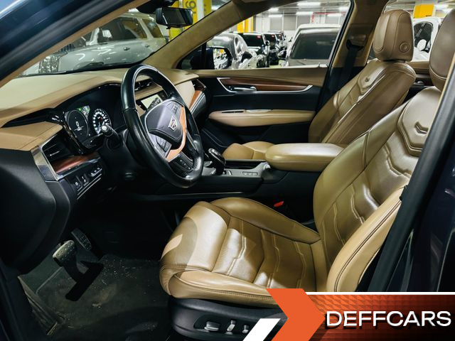 Cadillac XT5 3.6 Platinum купить на сайте DeffCars