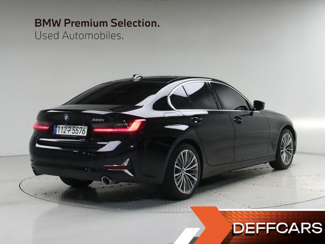 BMW 3-SERIES 320i Luxury купить на сайте DeffCars