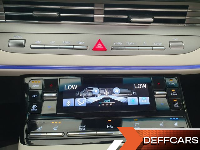 Hyundai GRANDEUR 2.5 Le Blanc купить на сайте DeffCars