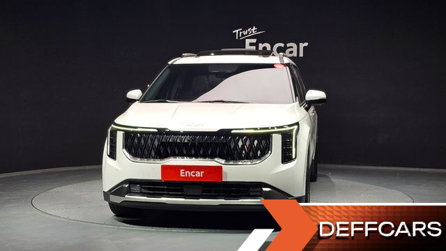 Kia CARNIVAL Gasoline 7-Seater Signature купить на сайте DeffCars