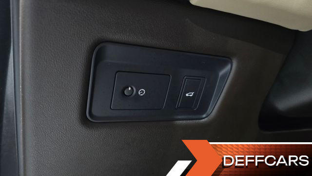 Land Rover RANGE ROVER SPORT 3.0 SDV6 HSE Dynamic купить на сайте DeffCars