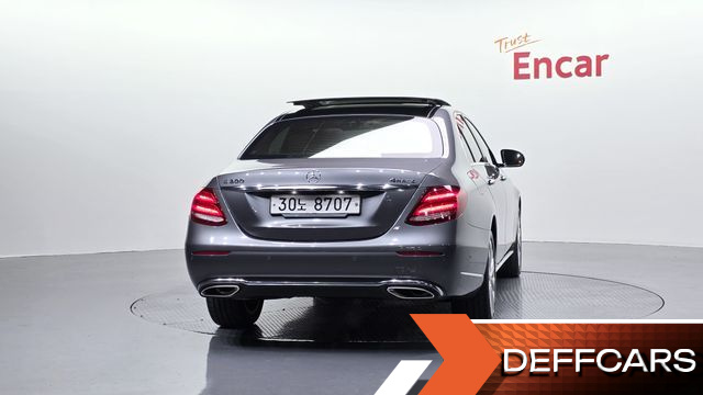 Mercedes E-CLASS E300 4MATIC Exclusive купить на сайте DeffCars