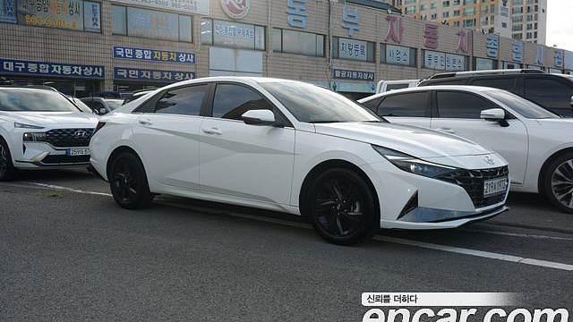 Hyundai AVANTE 1.6 Inspiration купить на сайте DeffCars