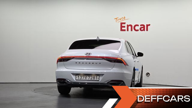 Hyundai GRANDEUR 2.5 Premium Choice купить на сайте DeffCars