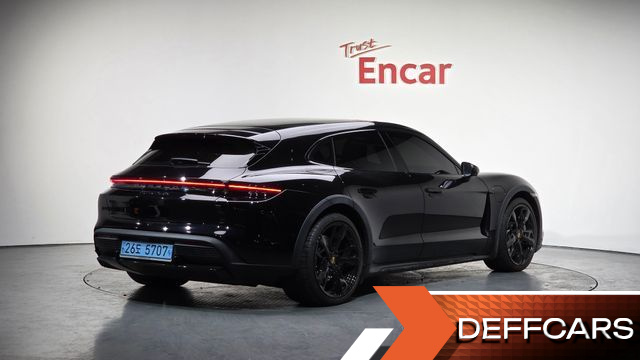 Porsche TAYCAN Turbo Cross Turismo купить на сайте DeffCars