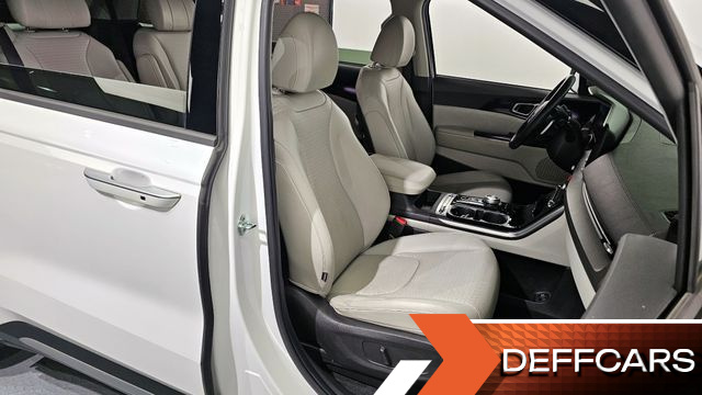 Kia CARNIVAL 7-Seater Signature купить на сайте DeffCars
