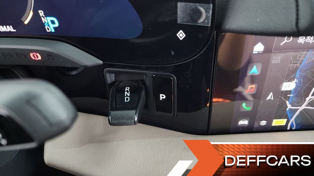 Porsche TAYCAN Base купить на сайте DeffCars