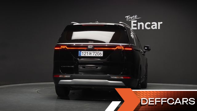 Kia CARNIVAL Diesel 9-Seater Prestige купить на сайте DeffCars