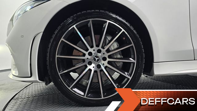 Mercedes CLS-CLASS CLS450 4MATIC AMG Line купить на сайте DeffCars