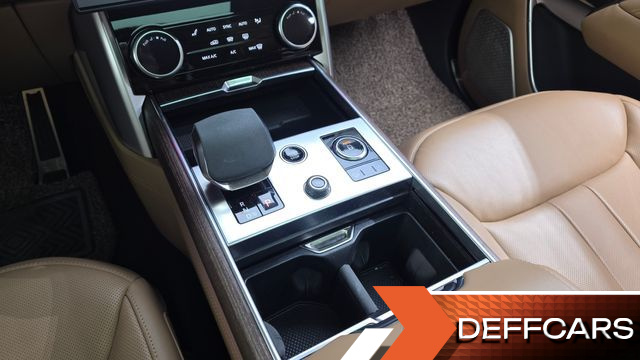 Land Rover RANGE ROVER P530 Autobiography Long Wheel Base купить на сайте DeffCars