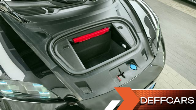 Porsche TAYCAN Base купить на сайте DeffCars