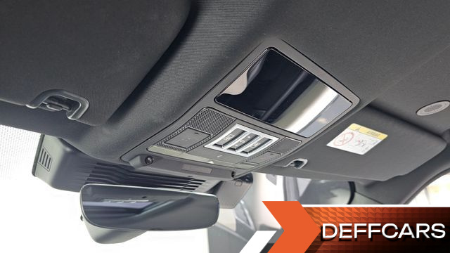 Land Rover DISCOVERY P360 R-Dynamic SE купить на сайте DeffCars