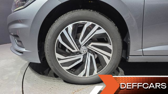 Volkswagen JETTA 1.4 TSI Premium купить на сайте DeffCars