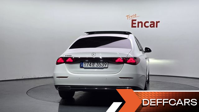 Mercedes E-CLASS E200 Avantgarde купить на сайте DeffCars