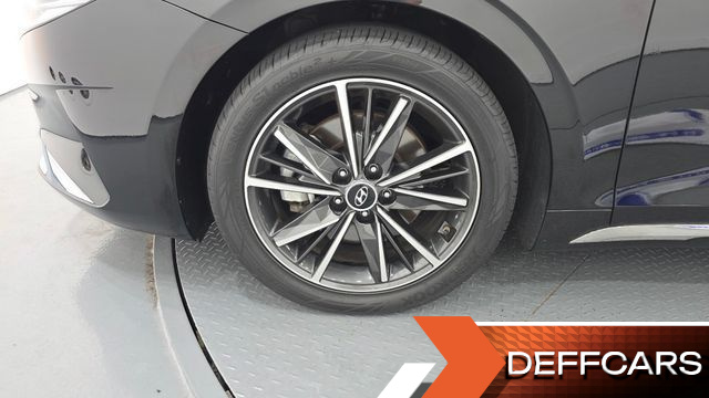 Hyundai GRANDEUR 2.5 Le Blanc купить на сайте DeffCars