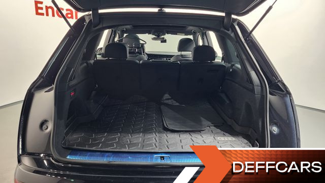 Audi Q7 45 TDI Quattro Premium купить на сайте DeffCars