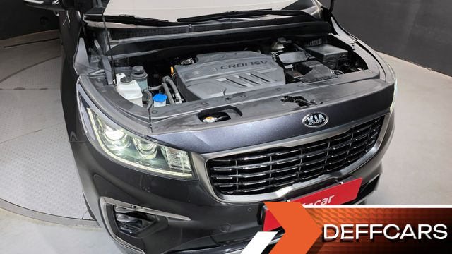 Kia CARNIVAL 9-Seater Prstige купить на сайте DeffCars