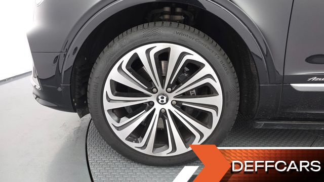 Bentley BENTAYGA 4.0 V8 Azure купить на сайте DeffCars