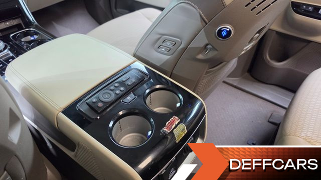Kia CARNIVAL Gasoline 9-Seater Hi-Limousine Signature купить на сайте DeffCars